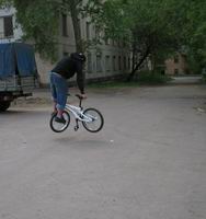 Возможно ли такое в жизни? НЕТ!!!